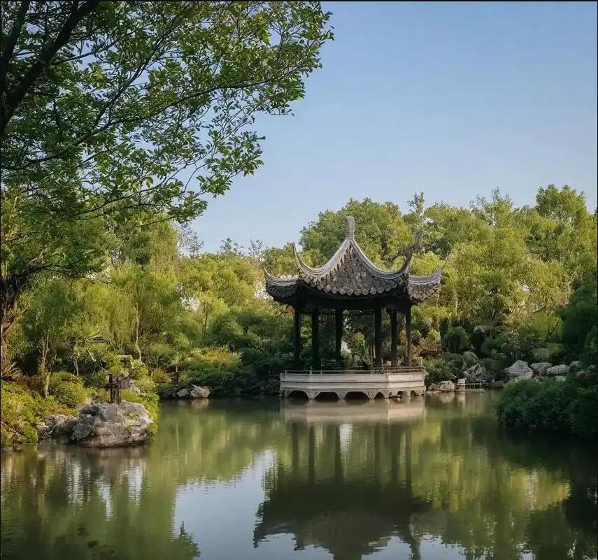 沐川县摆布餐饮有限公司